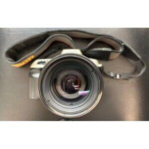 Nikon N60 35mm SLR Camera With 70-300mm Lens Strap & Lens Cap